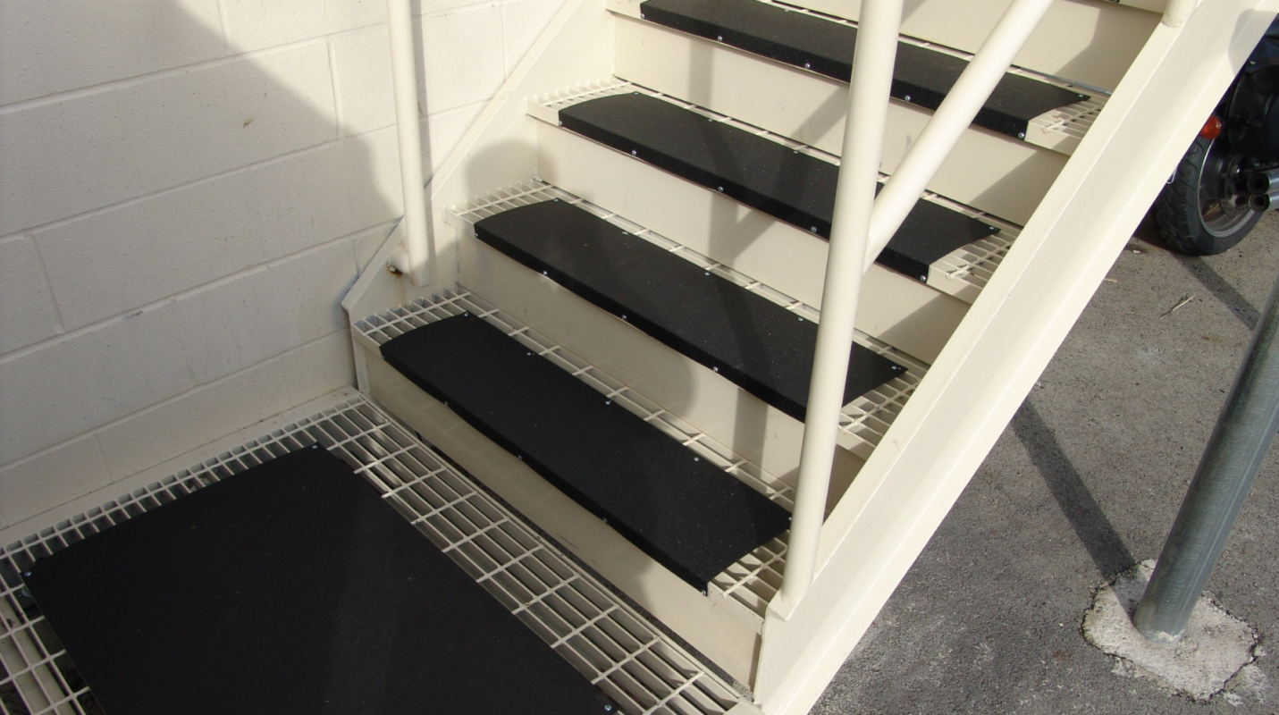 commercial heated steps